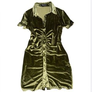 Velvet Nihsatin Green Ruched Mini Dress Size: M